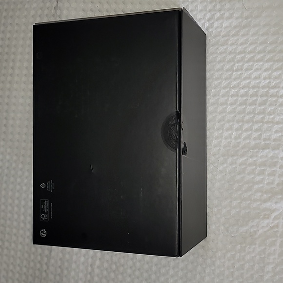 Versace Storage Box - Picture 3 of 9